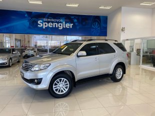 TOYOTA HILUX SW4 SRV 2014