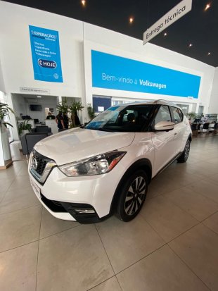 NISSAN KICKS SL CVT